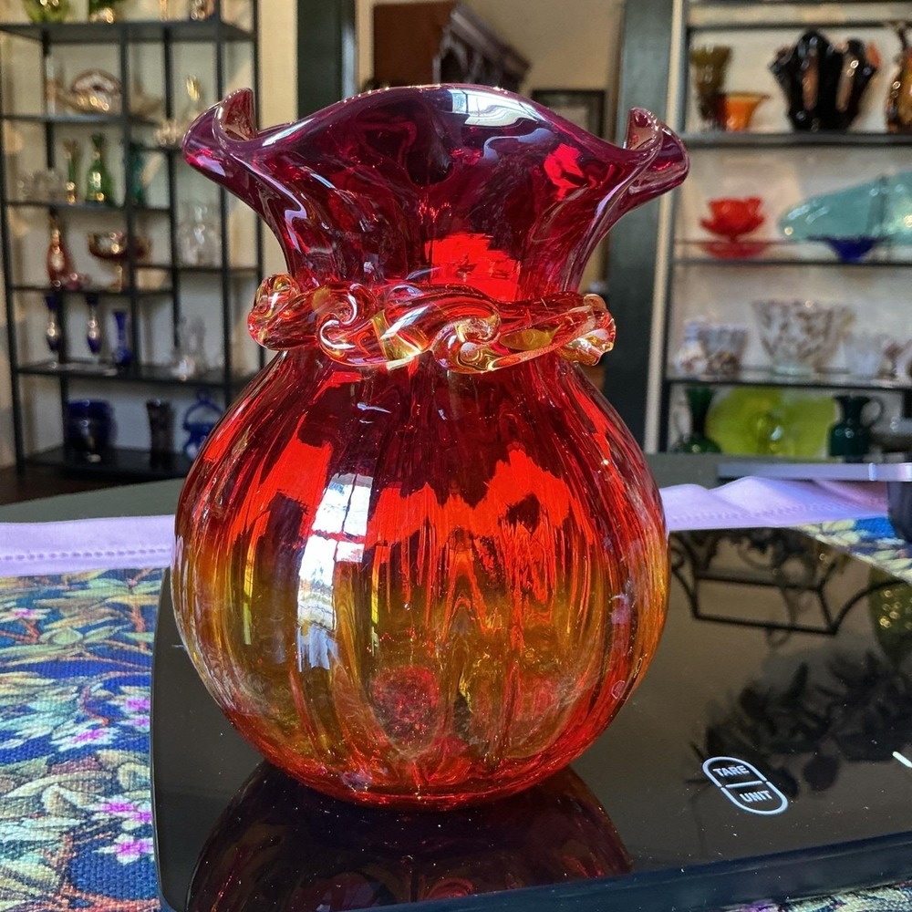Vintage Hand blown Amberina Glass Ruffled 6" Vase
